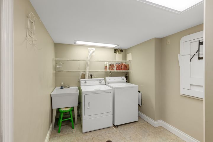 18-flaremore-crescent-toronto-web-mls-45 at 18 Flaremore Crescent, Bayview Village, Toronto 18-flaremore-crescent-toronto-web-mls-45 at 18 Flaremore Crescent, Bayview Village, Toronto