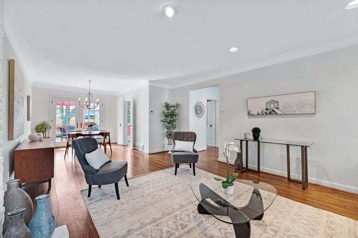 30-sumner-heights-drive-toronto-web-mls-18 at 30 Sumner Heights Drive, Bayview Village, Toronto