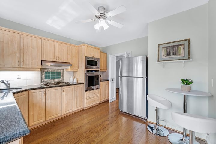 30-sumner-heights-drive-toronto-web-mls-25 at 30 Sumner Heights Drive, Bayview Village, Toronto