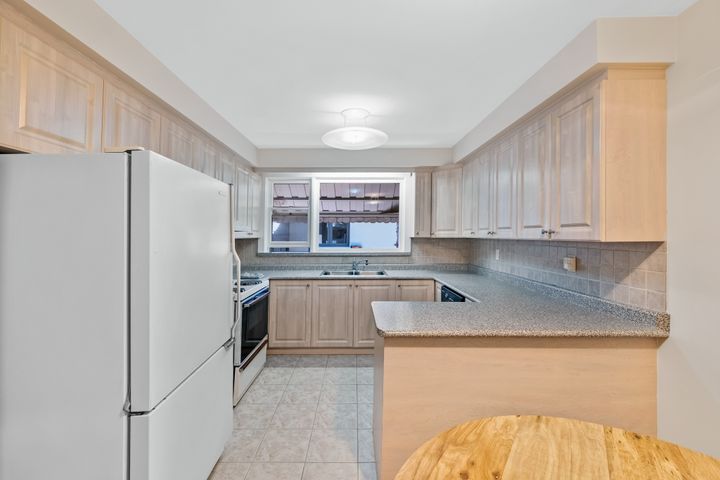 39-viamede-crescent-toronto-web-mls-22 at 39 Viamede Crescent, Bayview Village, Toronto 39-viamede-crescent-toronto-web-mls-22 at 39 Viamede Crescent, Bayview Village, Toronto