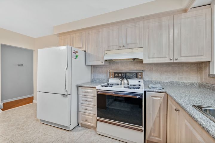 39-viamede-crescent-toronto-web-mls-24 at 39 Viamede Crescent, Bayview Village, Toronto 39-viamede-crescent-toronto-web-mls-24 at 39 Viamede Crescent, Bayview Village, Toronto