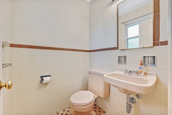 39-viamede-crescent-toronto-web-mls-30 at 39 Viamede Crescent, Bayview Village, Toronto 39-viamede-crescent-toronto-web-mls-30 at 39 Viamede Crescent, Bayview Village, Toronto