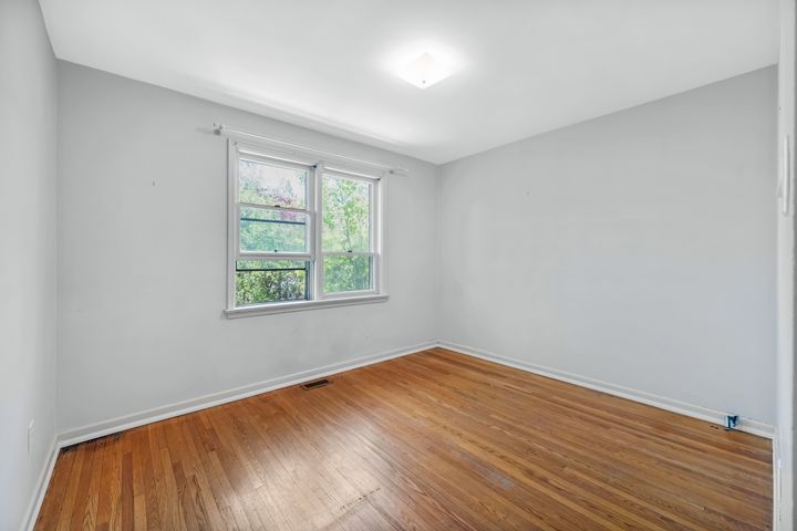 39-viamede-crescent-toronto-web-mls-36 at 39 Viamede Crescent, Bayview Village, Toronto 39-viamede-crescent-toronto-web-mls-36 at 39 Viamede Crescent, Bayview Village, Toronto