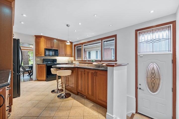 23-palomino-crescent-toronto-web-mls-16 at 23 Palomino Crescent, Bayview Village, Toronto 23-palomino-crescent-toronto-web-mls-16 at 23 Palomino Crescent, Bayview Village, Toronto