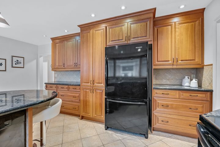 23-palomino-crescent-toronto-web-mls-21 at 23 Palomino Crescent, Bayview Village, Toronto 23-palomino-crescent-toronto-web-mls-21 at 23 Palomino Crescent, Bayview Village, Toronto