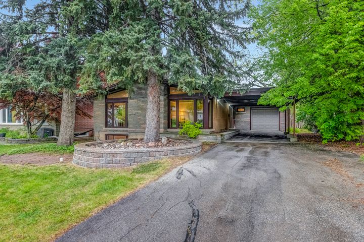 23-palomino-crescent-toronto-web-mls-4 at 23 Palomino Crescent, Bayview Village, Toronto