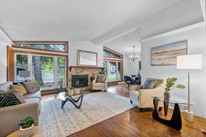 23-palomino-crescent-toronto-web-mls-9 at 23 Palomino Crescent, Bayview Village, Toronto