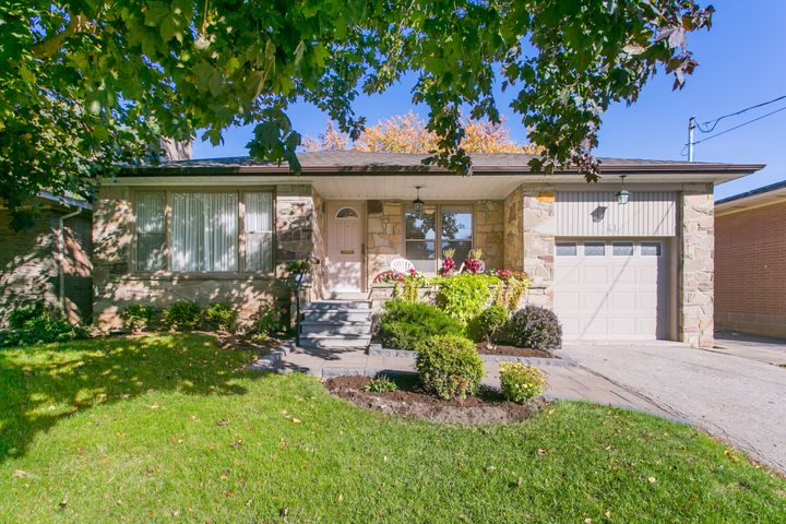 highres_001 at 41 Heathview Avenue, Bayview Village, Toronto highres_001 at 41 Heathview Avenue, Bayview Village, Toronto