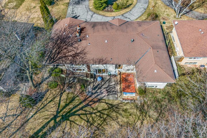 57-forest-grove-drive-toronto-exterior-web-mls-23 at 57 Forest Grove Drive, Bayview Village, Toronto