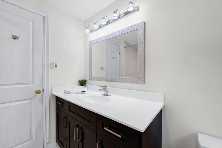 3161-bayview-avenue-toronto-web-mls-42 at 3161 Bayview Avenue, Bayview Village, Toronto