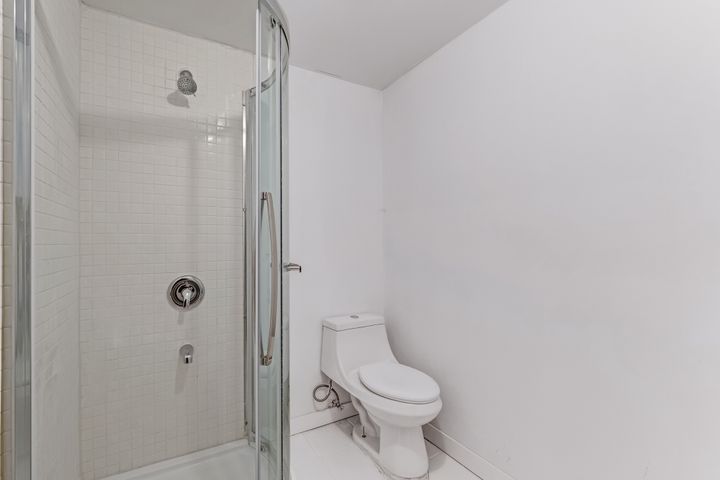 3161-bayview-avenue-toronto-web-mls-54 at 3161 Bayview Avenue, Bayview Village, Toronto