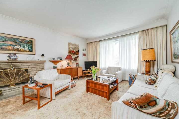 25-wycliffe-cres-bayview-village-toronto-03 at SALE #474 - 25 Wycliffe Crescent, Bayview Village, Toronto 25-wycliffe-cres-bayview-village-toronto-03 at SALE #474 - 25 Wycliffe Crescent, Bayview Village, Toronto