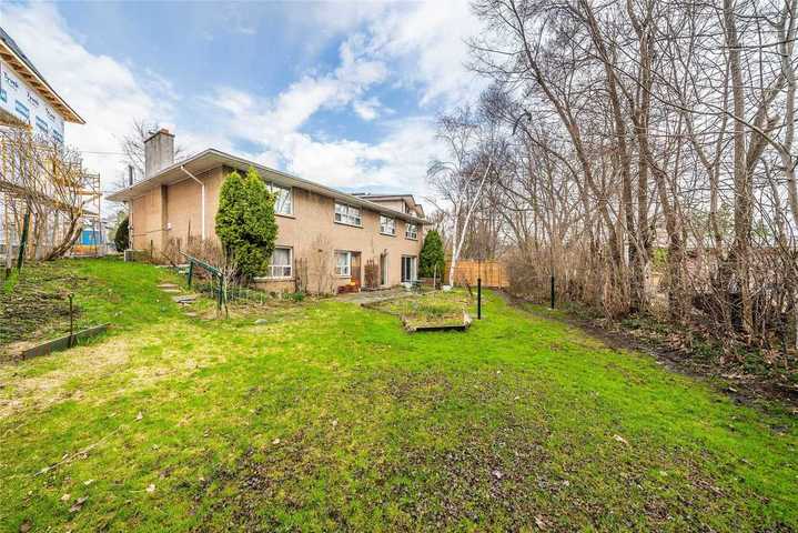 25-wycliffe-cres-bayview-village-toronto-12 at SALE #474 - 25 Wycliffe Crescent, Bayview Village, Toronto 25-wycliffe-cres-bayview-village-toronto-12 at SALE #474 - 25 Wycliffe Crescent, Bayview Village, Toronto