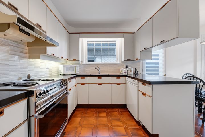88-page-avenue-toronto-web-mls-21 at 88 Page Avenue, Bayview Village, Toronto