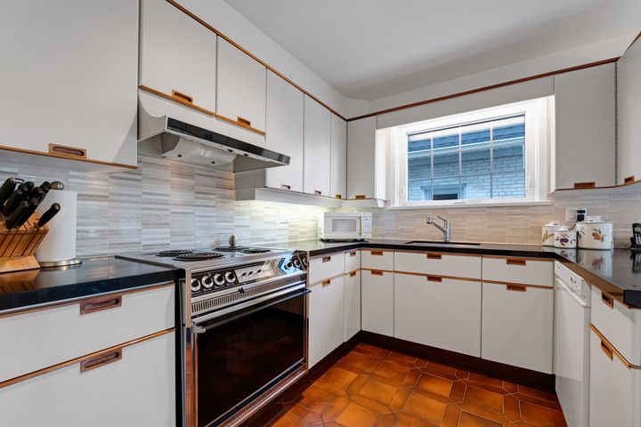 88-page-avenue-toronto-web-mls-22 at 88 Page Avenue, Bayview Village, Toronto