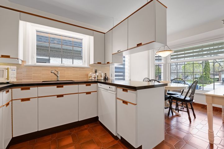 88-page-avenue-toronto-web-mls-23 at 88 Page Avenue, Bayview Village, Toronto