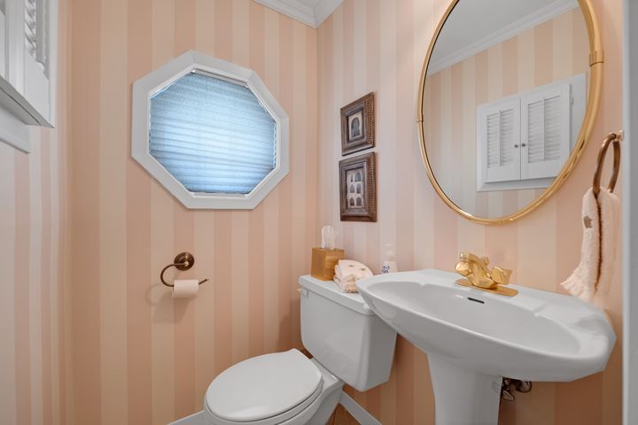 88-page-avenue-toronto-web-mls-31 at 88 Page Avenue, Bayview Village, Toronto