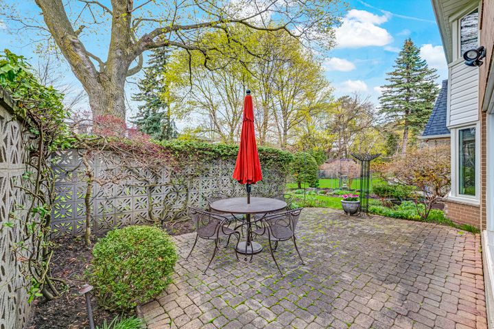 88-page-avenue-toronto-web-mls-67 at 88 Page Avenue, Bayview Village, Toronto