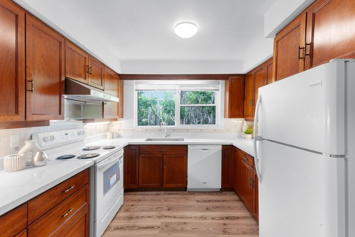 43-viamede-crescent-toronto-web-mls-21 at 43 Viamede Crescent, Bayview Village, Toronto