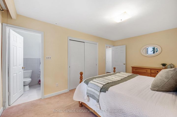 9-bunty-lane-bayview-village-toronto-on-13 at 9 Bunty Lane, Bayview Village, Toronto