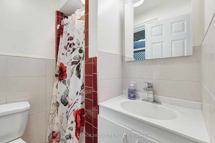 9-bunty-lane-bayview-village-toronto-on-14 at 9 Bunty Lane, Bayview Village, Toronto