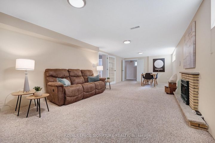 9-bunty-lane-bayview-village-toronto-on-20 at 9 Bunty Lane, Bayview Village, Toronto