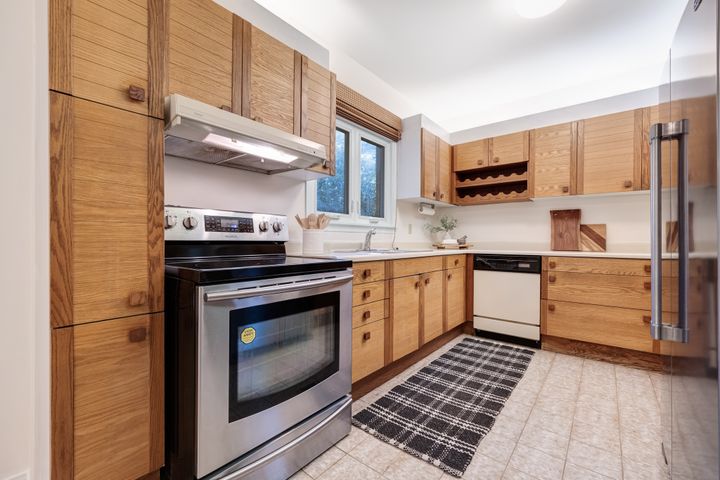 54-ambrose-road-toronto-web-mls-28 at 54 Ambrose Road, Bayview Village, Toronto