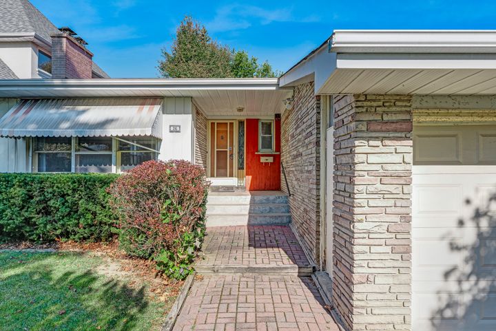 26-millgate-crescent-toronto-web-mls-10 at 26 Millgate Crescent, Bayview Village, Toronto