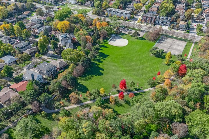 26-millgate-crescent-toronto-web-mls-36 at 26 Millgate Crescent, Bayview Village, Toronto