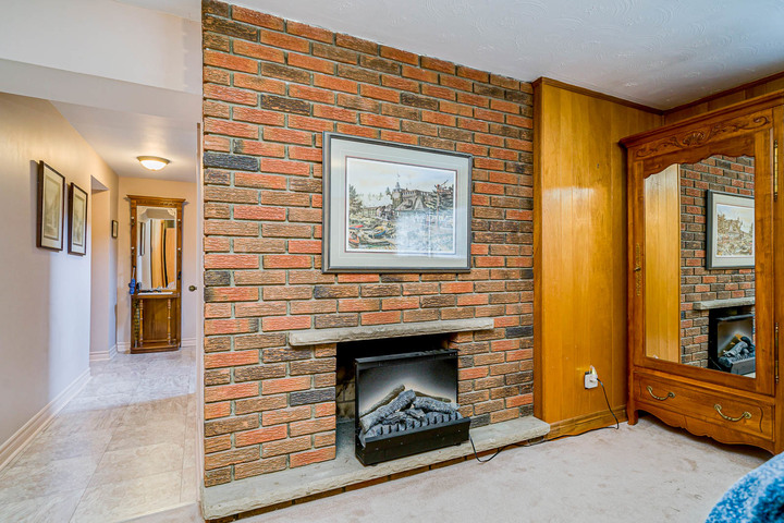 img_043 at 9 Page Avenue, Bayview Village, Toronto img_043 at 9 Page Avenue, Bayview Village, Toronto