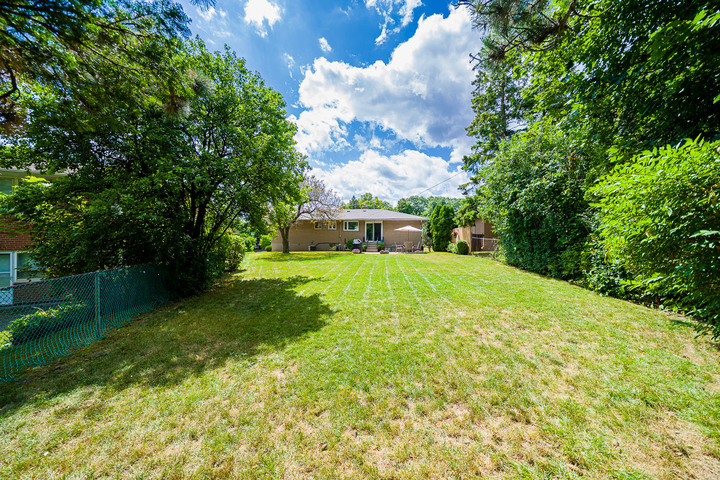 img_063 at 9 Page Avenue, Bayview Village, Toronto img_063 at 9 Page Avenue, Bayview Village, Toronto