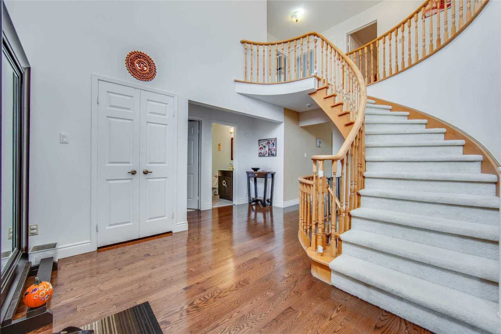 5 Clarinda Drive, Bayview Village, Toronto  by The Gerber Group 5 Clarinda Drive, Bayview Village, Toronto