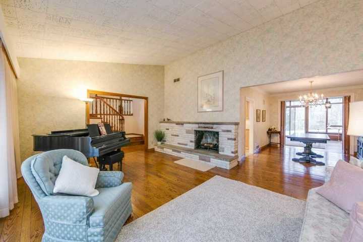 47-hi-mount-dr-bayview-village-toronto-05 at 47 Hi Mount Drive, Bayview Village, Toronto 47-hi-mount-dr-bayview-village-toronto-05 at 47 Hi Mount Drive, Bayview Village, Toronto