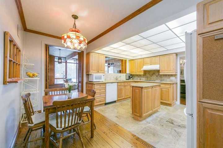 47-hi-mount-dr-bayview-village-toronto-09 at 47 Hi Mount Drive, Bayview Village, Toronto 47-hi-mount-dr-bayview-village-toronto-09 at 47 Hi Mount Drive, Bayview Village, Toronto