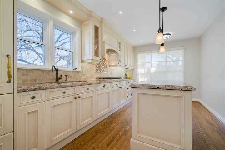 30-blue-ridge-rd-bayview-village-toronto-12 at 30 Blue Ridge Road, Bayview Village, Toronto 30-blue-ridge-rd-bayview-village-toronto-12 at 30 Blue Ridge Road, Bayview Village, Toronto