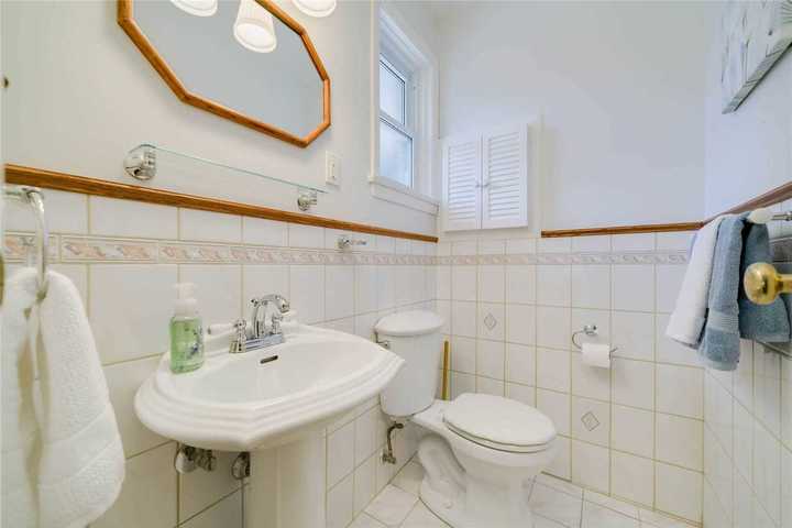 30-blue-ridge-rd-bayview-village-toronto-18 at 30 Blue Ridge Road, Bayview Village, Toronto 30-blue-ridge-rd-bayview-village-toronto-18 at 30 Blue Ridge Road, Bayview Village, Toronto