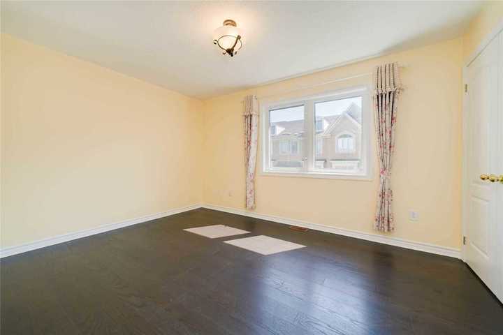 31-rodeo-crt-newtonbrook-west-toronto-12 at 31 Rodeo Court, Newtonbrook West, Toronto 31-rodeo-crt-newtonbrook-west-toronto-12 at 31 Rodeo Court, Newtonbrook West, Toronto