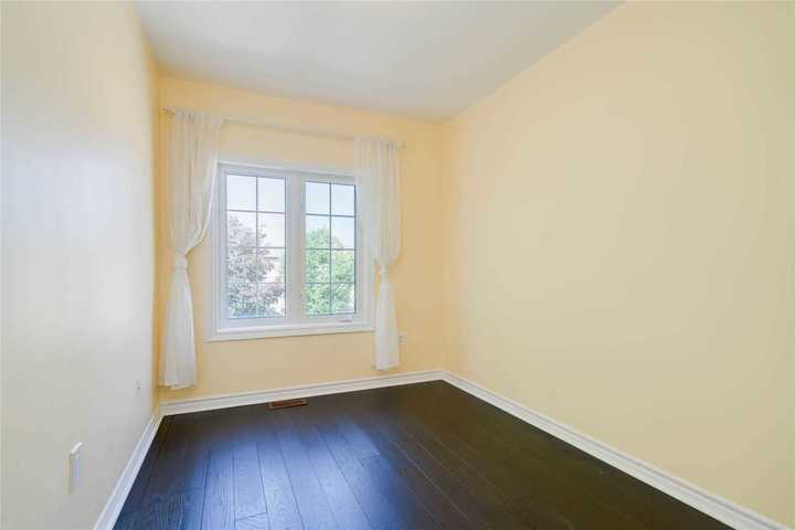 31-rodeo-crt-newtonbrook-west-toronto-16 at 31 Rodeo Court, Newtonbrook West, Toronto 31-rodeo-crt-newtonbrook-west-toronto-16 at 31 Rodeo Court, Newtonbrook West, Toronto