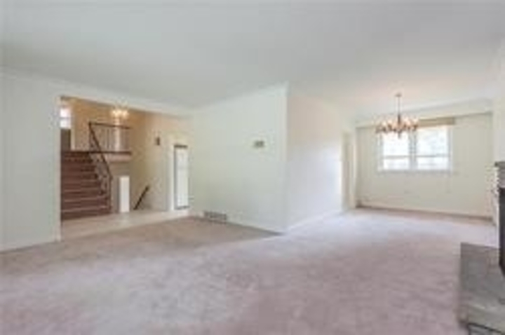 44-whittaker-cres-bayview-village-toronto-04 at 44 Whittaker Crescent, Bayview Village, Toronto 44-whittaker-cres-bayview-village-toronto-04 at 44 Whittaker Crescent, Bayview Village, Toronto