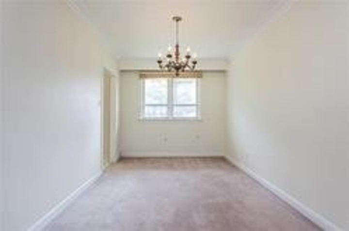 44-whittaker-cres-bayview-village-toronto-05 at 44 Whittaker Crescent, Bayview Village, Toronto 44-whittaker-cres-bayview-village-toronto-05 at 44 Whittaker Crescent, Bayview Village, Toronto