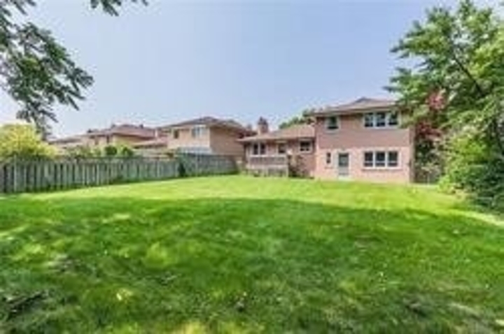 44-whittaker-cres-bayview-village-toronto-19 at 44 Whittaker Crescent, Bayview Village, Toronto 44-whittaker-cres-bayview-village-toronto-19 at 44 Whittaker Crescent, Bayview Village, Toronto