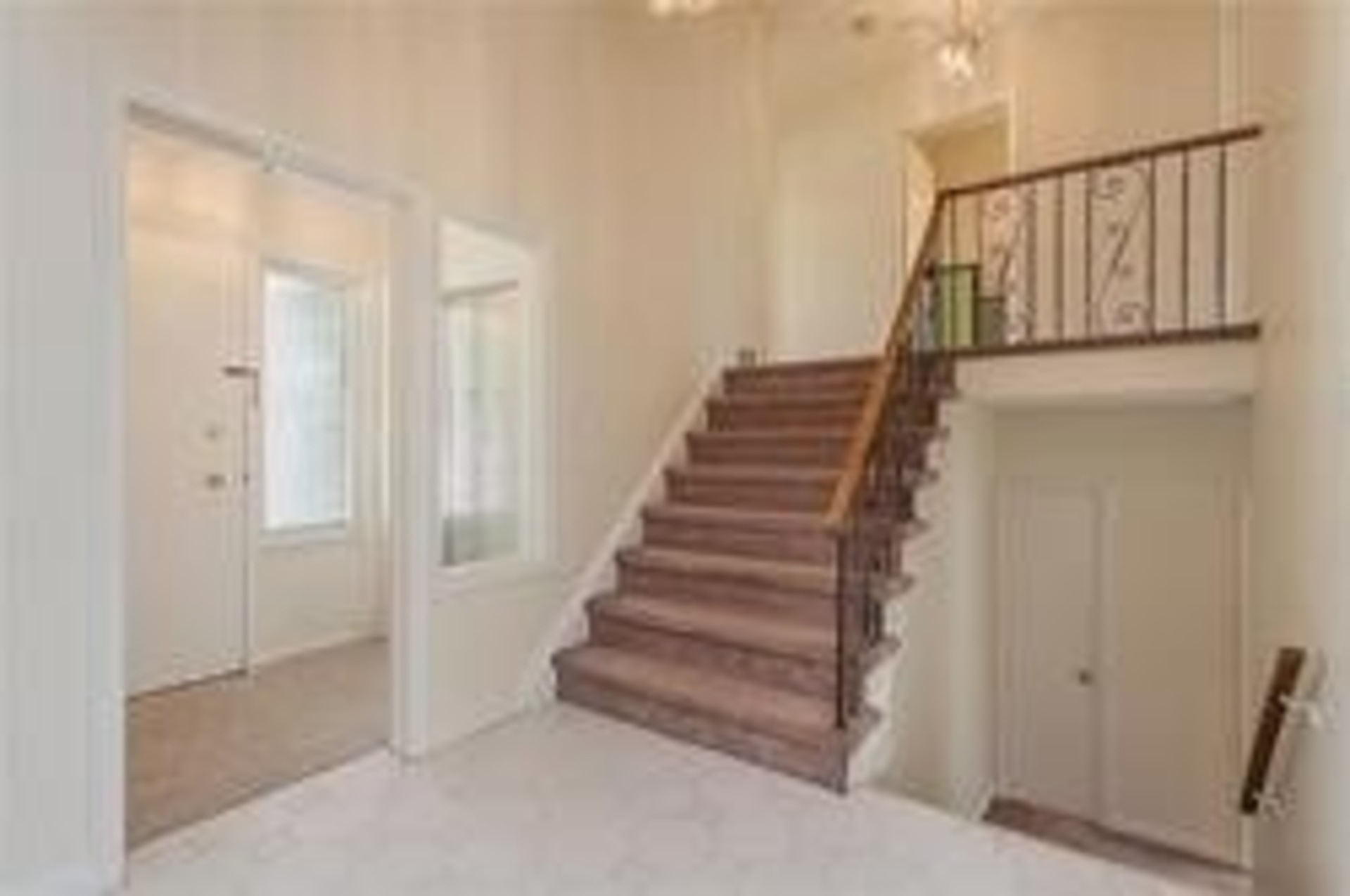 44 Whittaker Crescent, Bayview Village, Toronto  by The Gerber Group 44 Whittaker Crescent, Bayview Village, Toronto