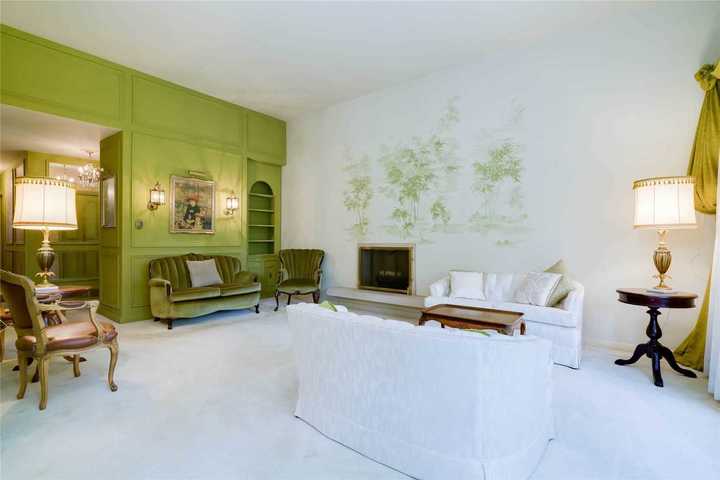 62-ravenscroft-circ-bayview-village-toronto-04 at 62 Ravenscroft Circ, Bayview Village, Toronto 62-ravenscroft-circ-bayview-village-toronto-04 at 62 Ravenscroft Circ, Bayview Village, Toronto