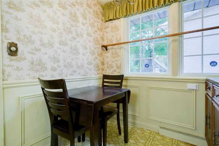 62-ravenscroft-circ-bayview-village-toronto-06 at 62 Ravenscroft Circ, Bayview Village, Toronto 62-ravenscroft-circ-bayview-village-toronto-06 at 62 Ravenscroft Circ, Bayview Village, Toronto