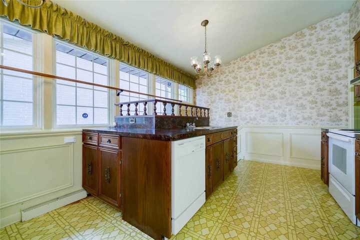 62-ravenscroft-circ-bayview-village-toronto-07 at 62 Ravenscroft Circ, Bayview Village, Toronto 62-ravenscroft-circ-bayview-village-toronto-07 at 62 Ravenscroft Circ, Bayview Village, Toronto