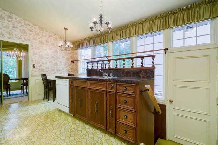 62-ravenscroft-circ-bayview-village-toronto-09 at 62 Ravenscroft Circ, Bayview Village, Toronto 62-ravenscroft-circ-bayview-village-toronto-09 at 62 Ravenscroft Circ, Bayview Village, Toronto