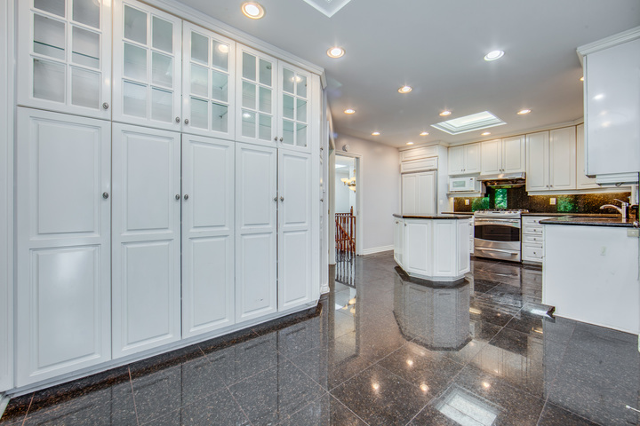 _highres_022 at 215 Burbank Drive, Bayview Village, Toronto _highres_022 at 215 Burbank Drive, Bayview Village, Toronto