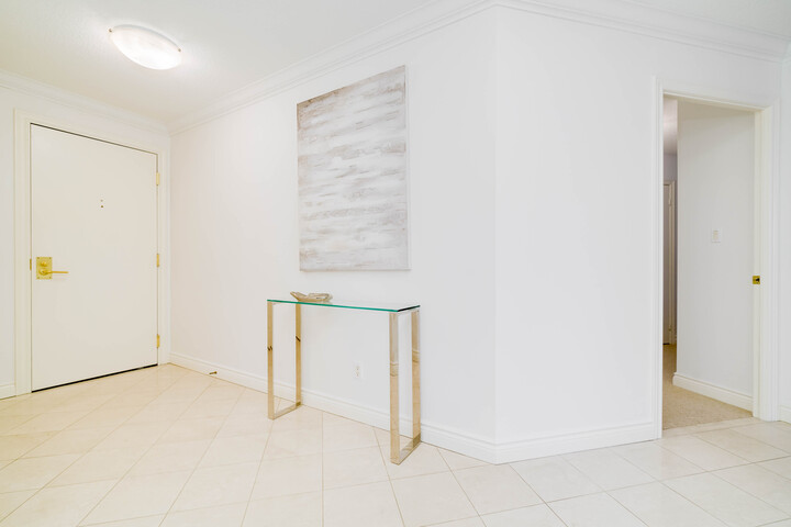 highres_003 at 314 - 3181 Bayview Avenue, Bayview Woods-Steeles, Toronto highres_003 at 314 - 3181 Bayview Avenue, Bayview Woods-Steeles, Toronto