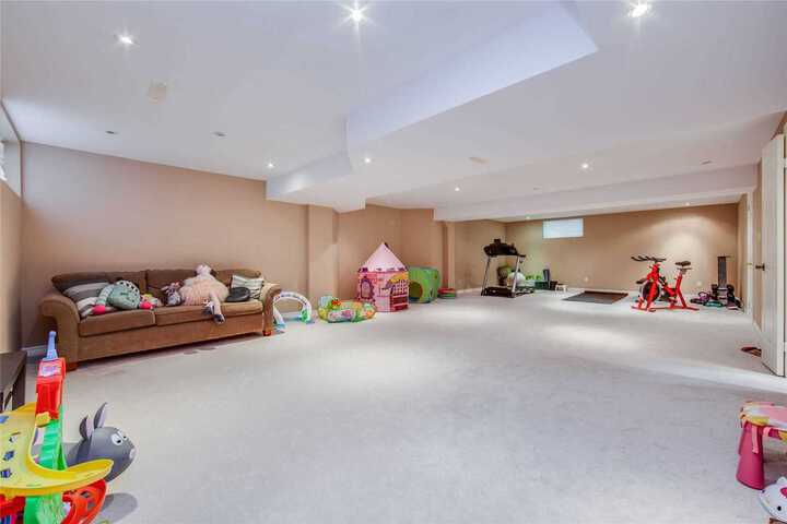 5-clarinda-dr-bayview-village-toronto-18 at 5 Clarinda Drive, Bayview Village, Toronto 5-clarinda-dr-bayview-village-toronto-18 at 5 Clarinda Drive, Bayview Village, Toronto