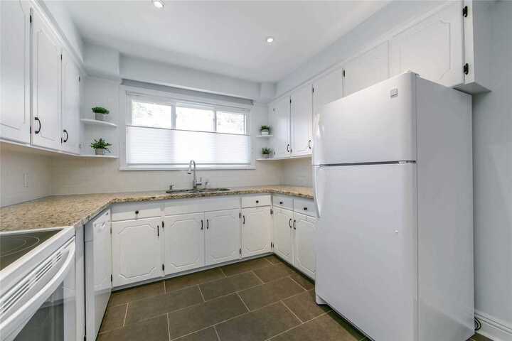 41-heathview-ave-bayview-village-toronto-06 at 41 Heathview Avenue, Bayview Village, Toronto 41-heathview-ave-bayview-village-toronto-06 at 41 Heathview Avenue, Bayview Village, Toronto